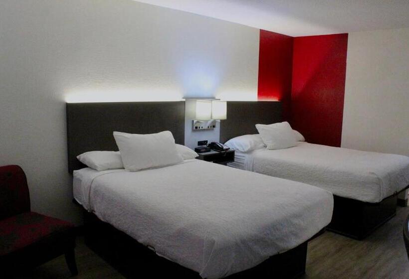 فندق Ramada By Wyndham Harrisonburg