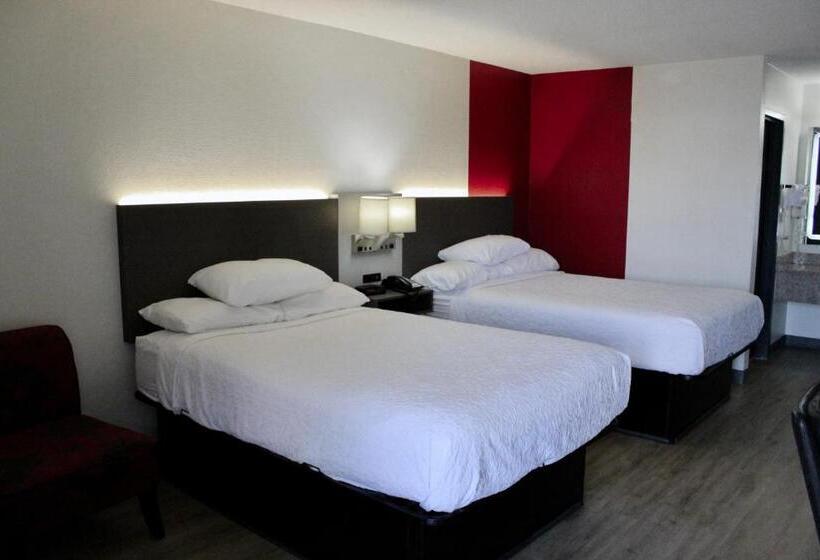 فندق Ramada By Wyndham Harrisonburg