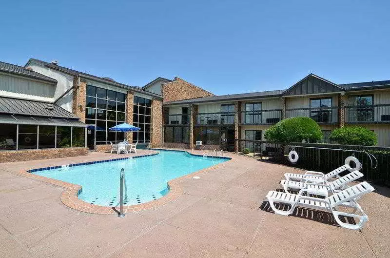 Surestay Plus Hotel By Best Western Greenwood