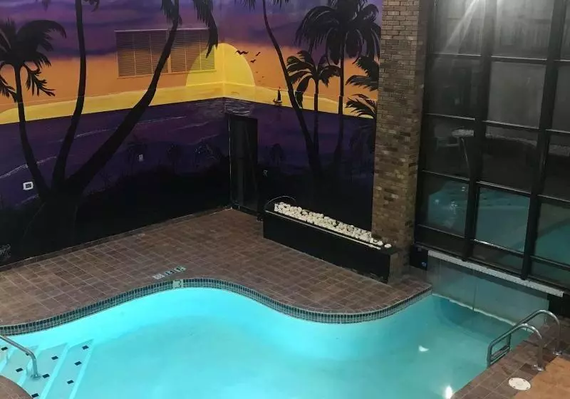 Surestay Plus Hotel By Best Western Greenwood