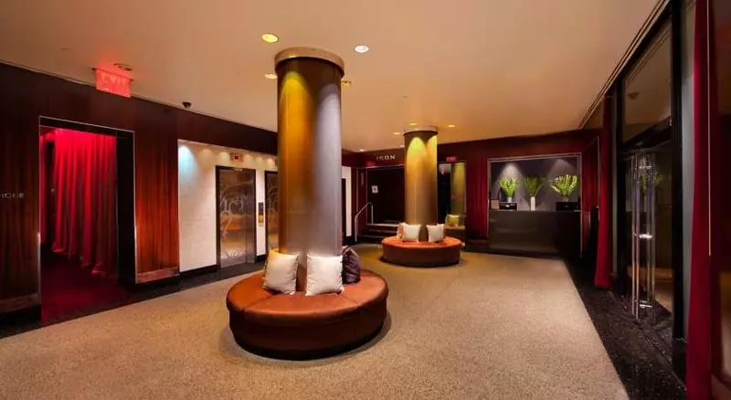 هتل The Court A St Giles