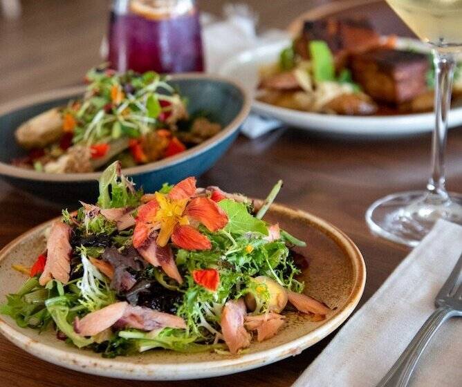 Szálloda The Crimson Jasper