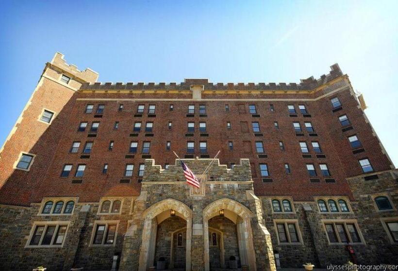 בית מלון כפרי Thayer