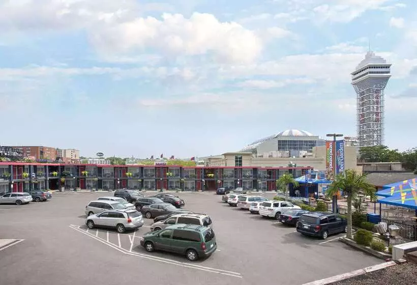 Отель Thriftlodge Niagara Falls At The Falls