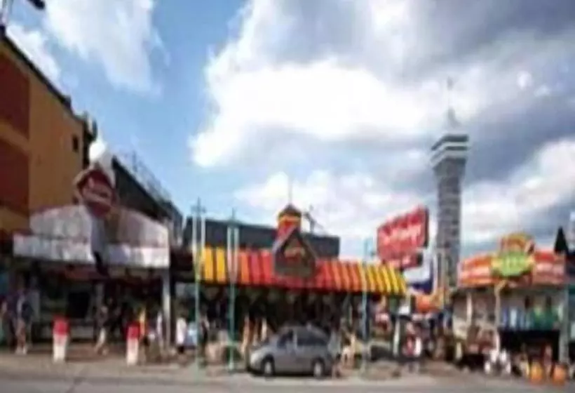 Отель Thriftlodge Niagara Falls At The Falls