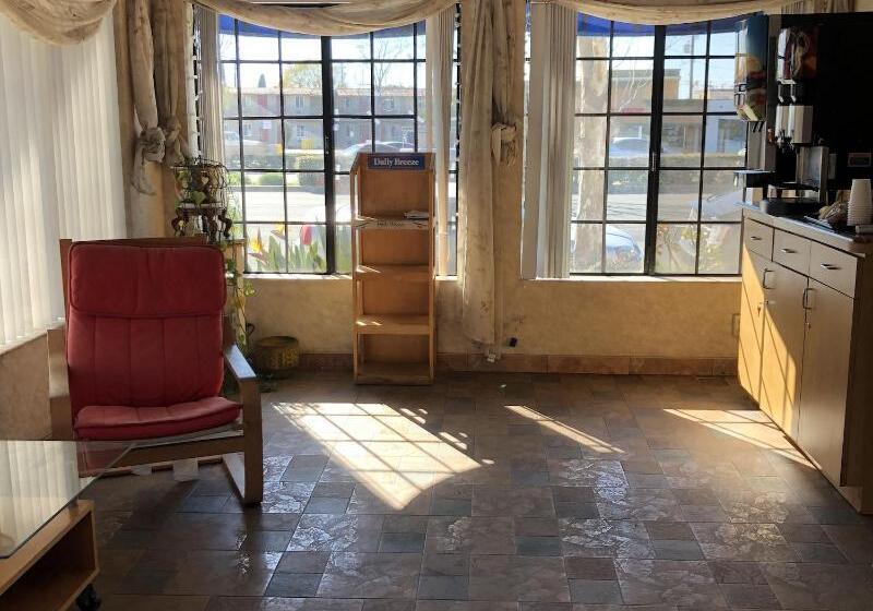 בית מלון כפרי Travelers Inn