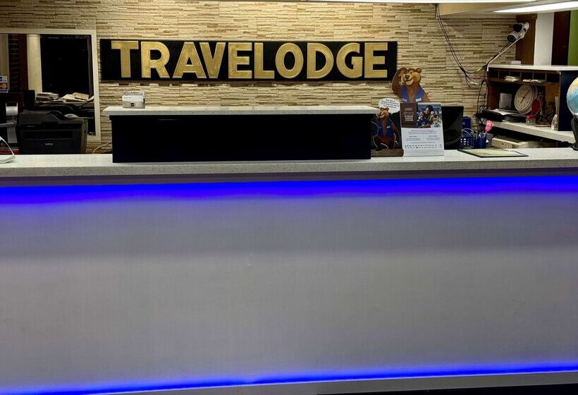فندق Travelodge By Wyndham Airport Platte City
