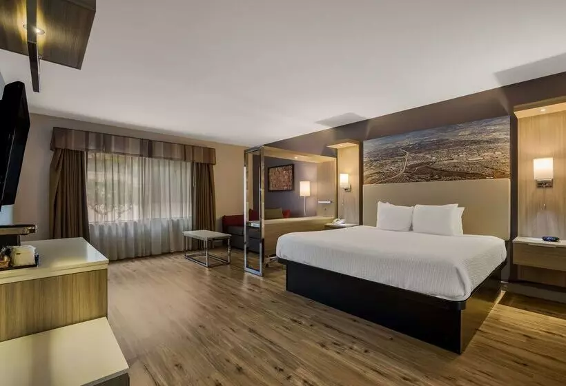 Best Western Diamond Bar Hotel & Suites