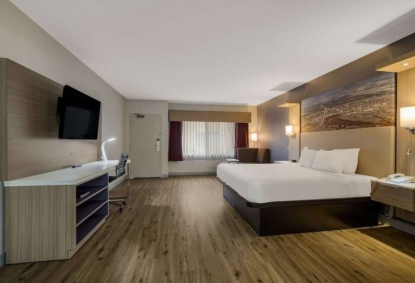 Best Western Diamond Bar Hotel & Suites