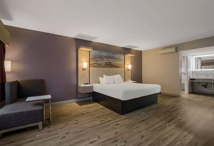 Best Western Diamond Bar Hotel & Suites