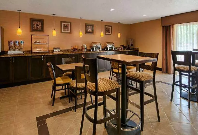 هتل Best Western Plus Grand Manor Inn