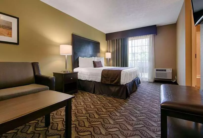 هتل Best Western Plus Grand Manor Inn