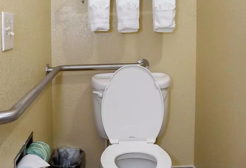 ホテル Baymont By Wyndham Orlando East