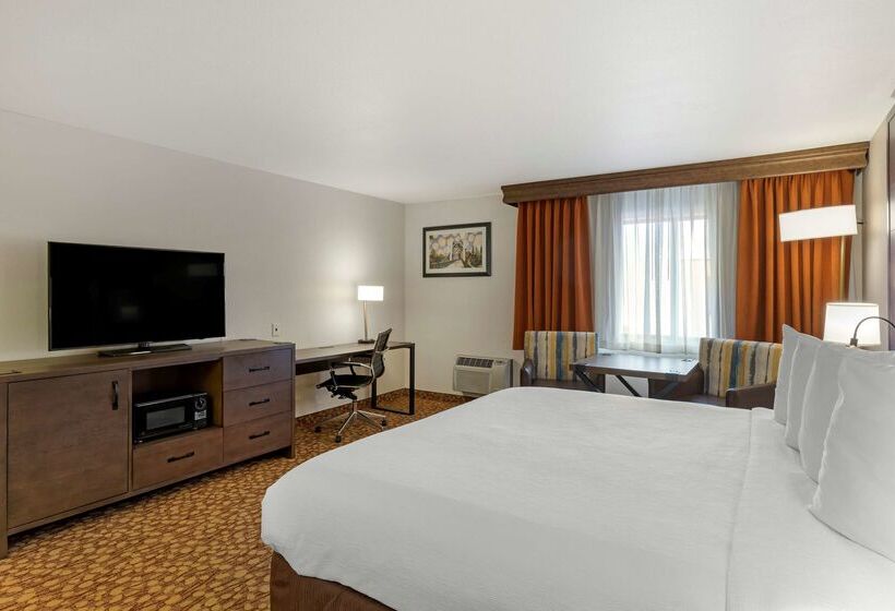 فندق Best Western Plus Mill Creek Inn