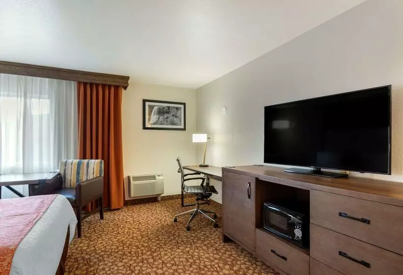 هتل Best Western Plus Mill Creek Inn