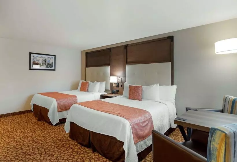 هتل Best Western Plus Mill Creek Inn