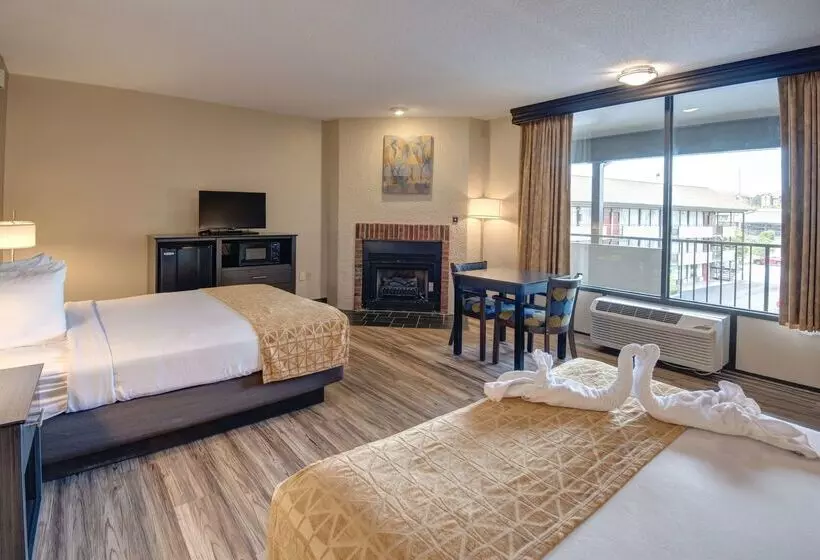 Отель Best Western Toni Inn