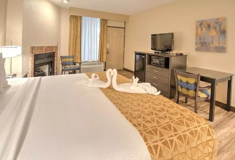 Отель Best Western Toni Inn