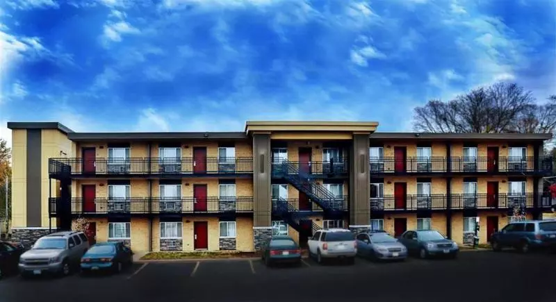 Centerstone Plaza Hotel Soldiers Field   Mayo Clinic Area