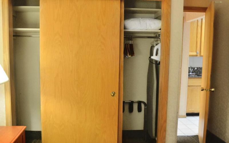 Centerstone Plaza Hotel Soldiers Field Mayo Clinic Area