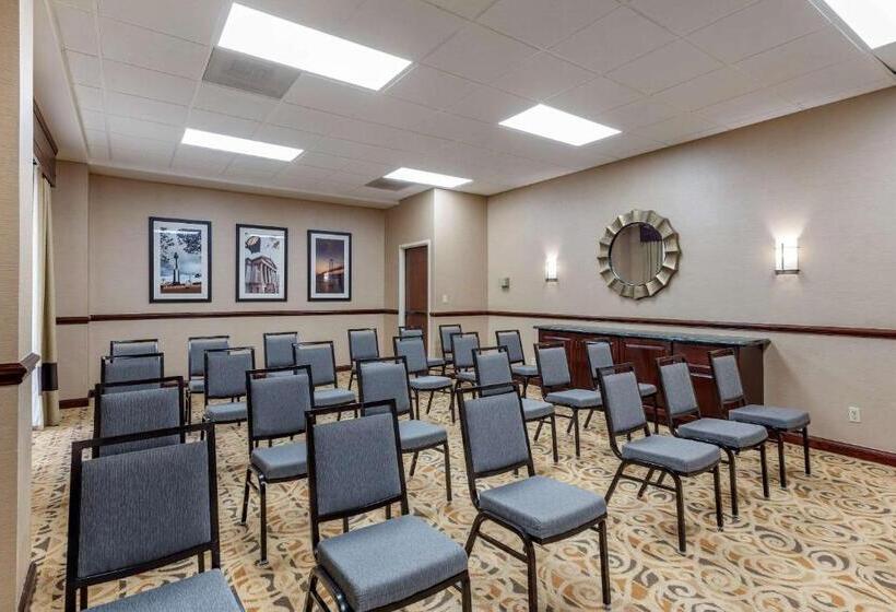 فندق Comfort Suites Chesapeake Norfolk