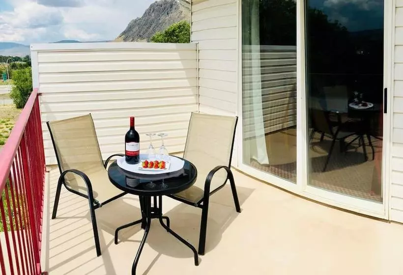 هتل Country View Motor Inn