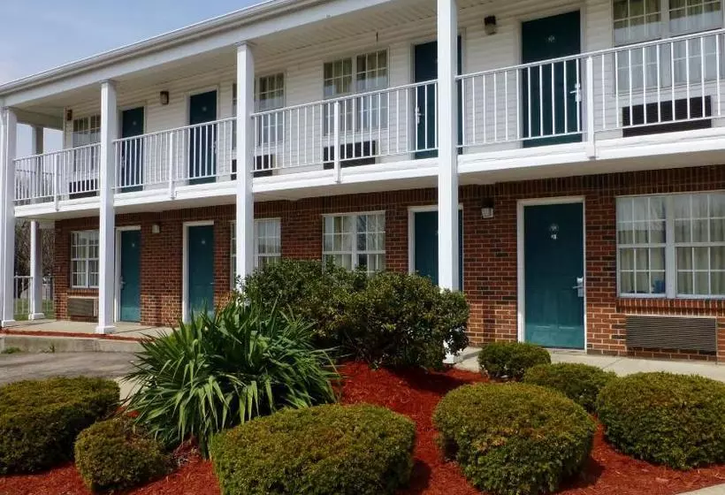 فندق Deerfield Inn