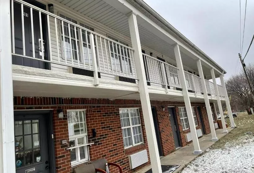 فندق Deerfield Inn