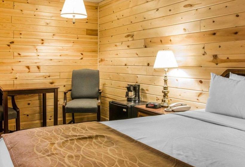 هتل Econo Lodge Bayview