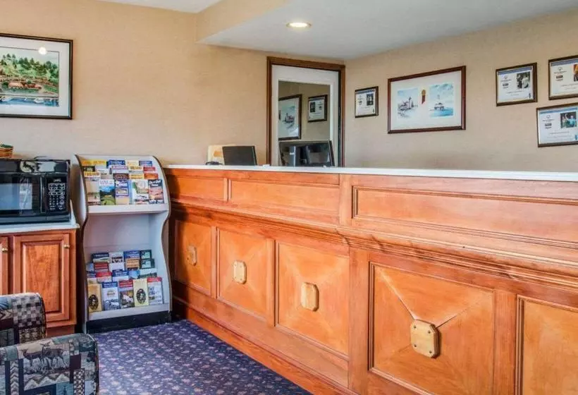 호텔 Econo Lodge Bayview