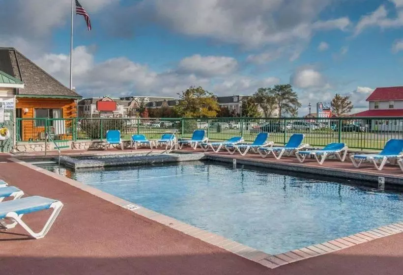 호텔 Econo Lodge Bayview