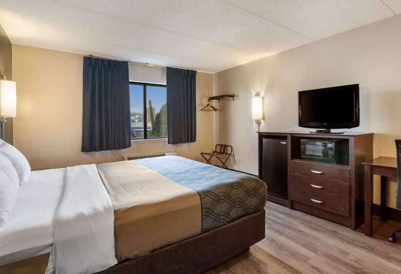 ホテル Econo Lodge Darien Lakes