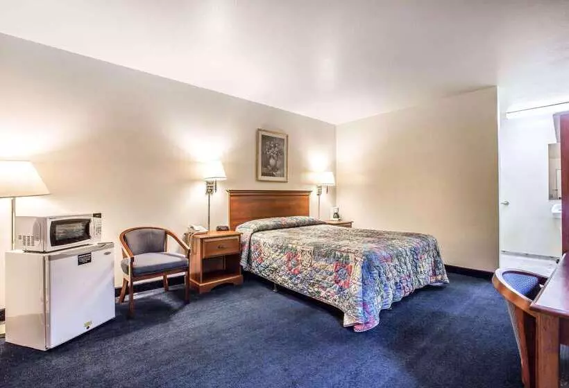 ホテル Days Inn By Wyndham Ridgecrest Near China Lake Naval Station