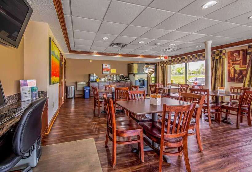 فندق Econo Lodge