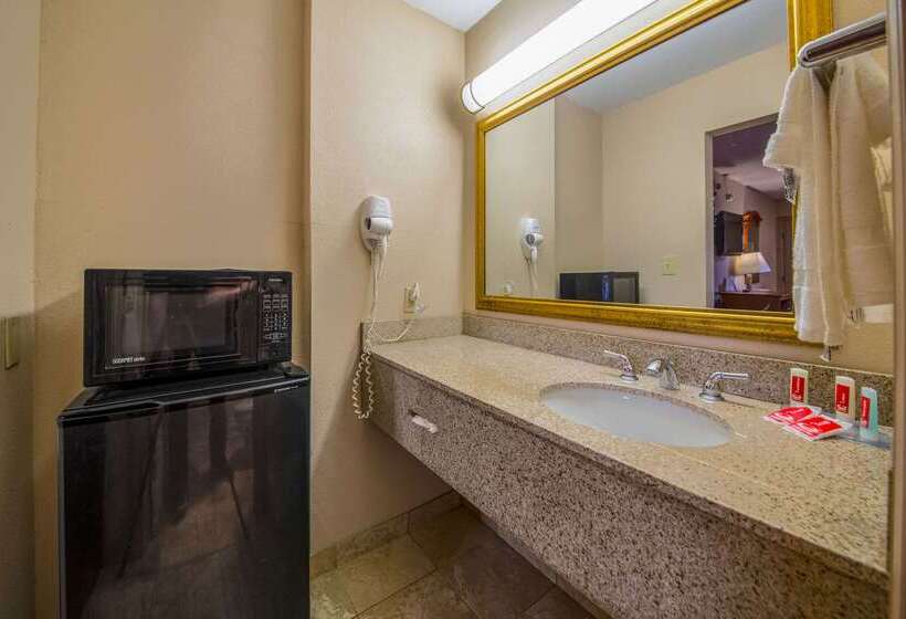 فندق Econo Lodge