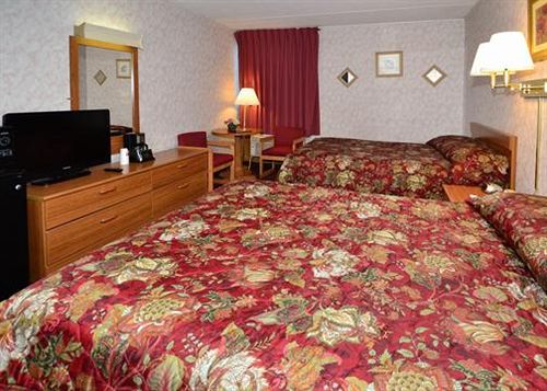 فندق Econo Lodge 1000 Islands