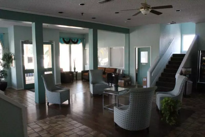 בית מלון כפרי Hillview Inn At Six Flags Fiesta