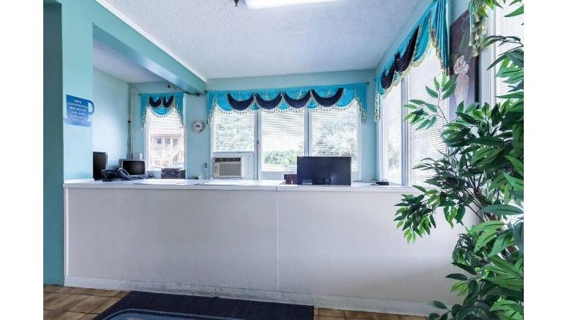 酒店 Hillview Inn At Six Flags Fiesta