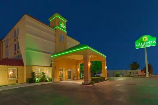 호텔 La Quinta Inn & Suites Tulsa Central