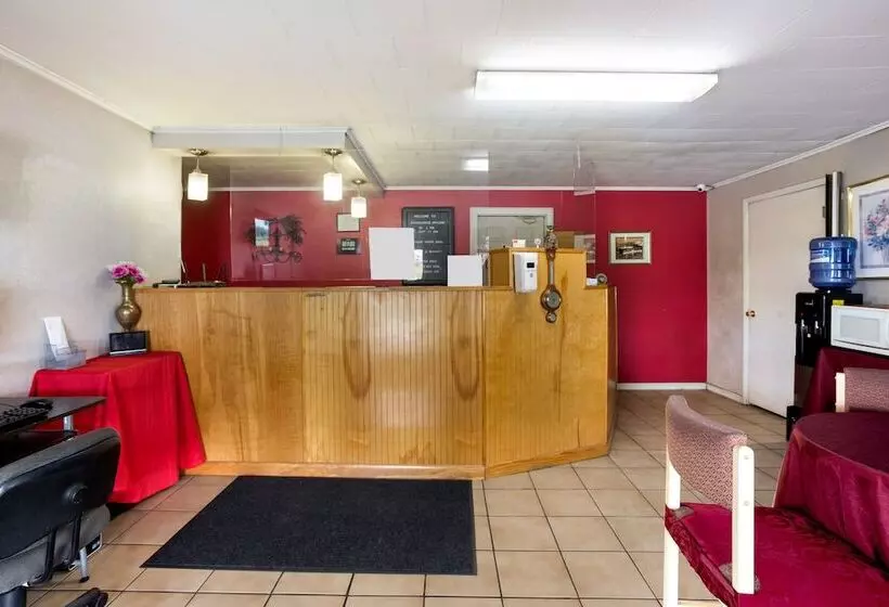 Отель Malone Inn