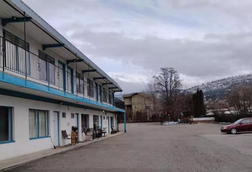 בית מלון כפרי Penticton Granada Inn