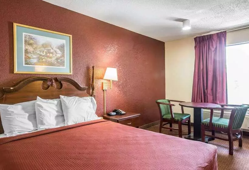 فندق Rodeway Inn Expo Center