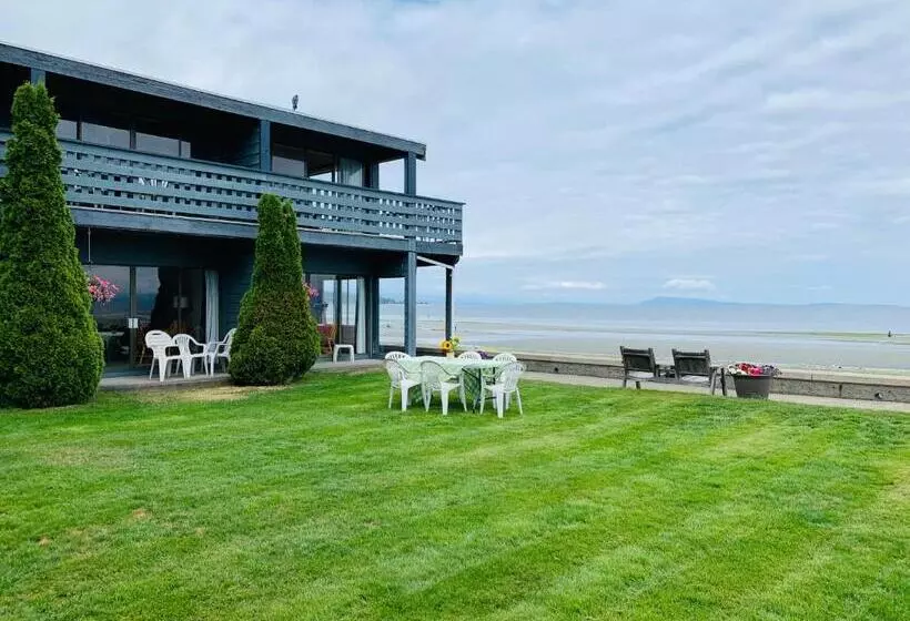 酒店 Sand Pebbles Inn