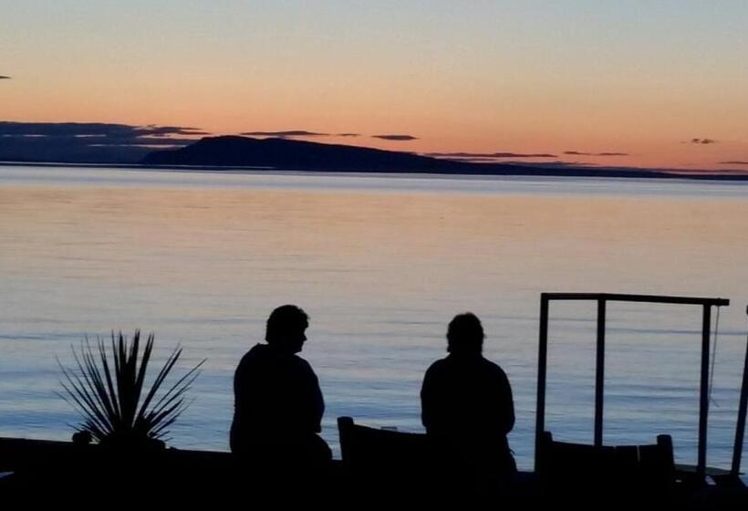 هتل Sand Pebbles Inn