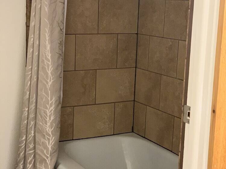 בית מלון כפרי White Buffalo