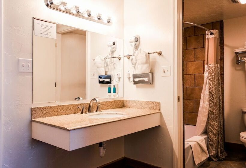 בית מלון כפרי White Buffalo