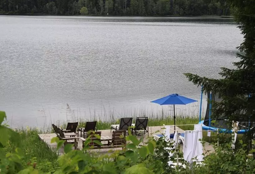 モーテル Civilia Lakeside By Civilia Golf Retreat