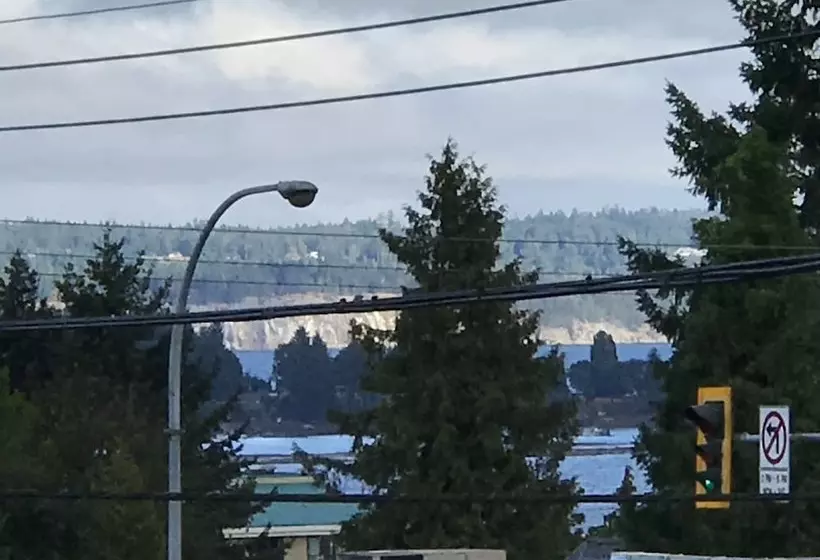 Мотель Port O Call Inn