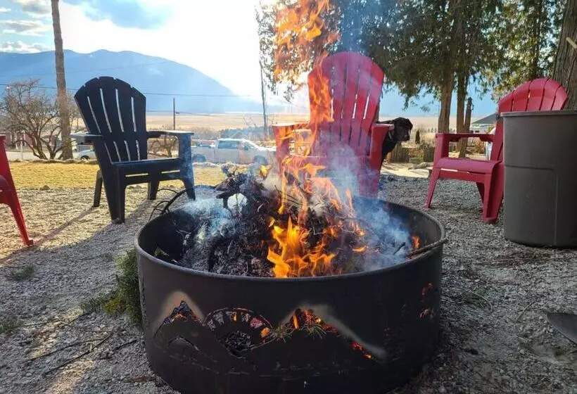 モーテル The Valley View Cabins And Event Center