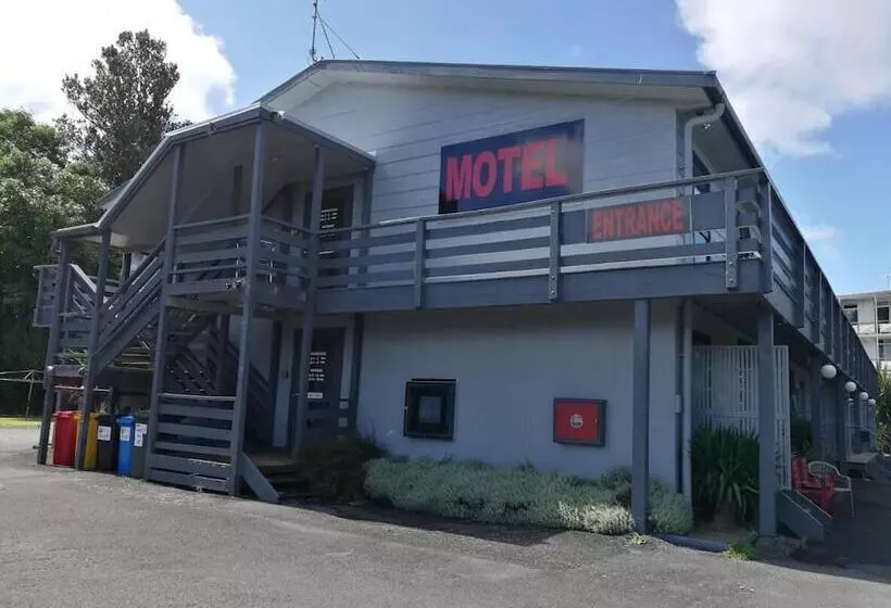 Carrington Motel